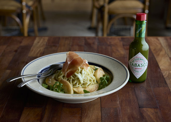 白桃とハモンセラーノの冷静パスタ×TABASCO®ハラペーニョソース