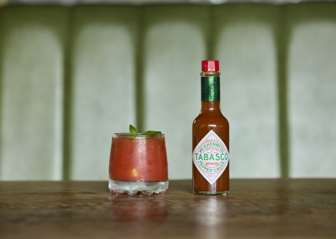 BloodyNapoli×TABASCO®オリジナルレッドペパーソース